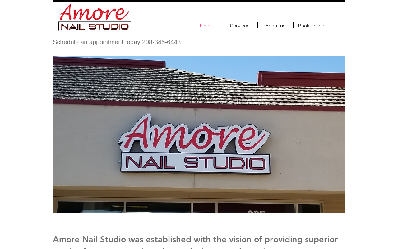 Amore Nail Studio — screenshot of their official website